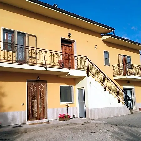Bed and Breakfast B&B L'Aquila Λ' Άκουιλα