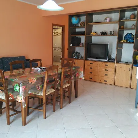 ベッド・アンド・ブレックファスト B&B L'Aquila