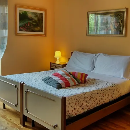 B&B L'Aquila Alojamento de Acomodação e Pequeno-almoço 3*